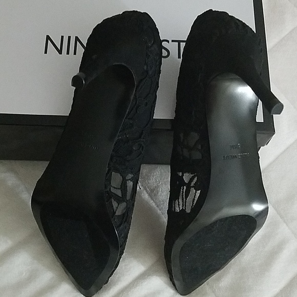 Pumps - Picture 4 of 4